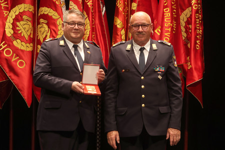 SVEČANA SEJA  GASILSKE ZVEZE CERKNICA 64 FOTO LJUBO VUKELIČ